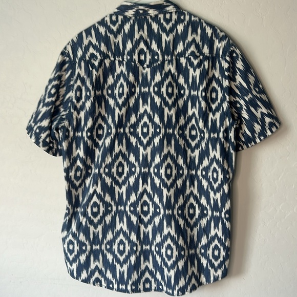 Blue and white button up - Picture 3 of 3